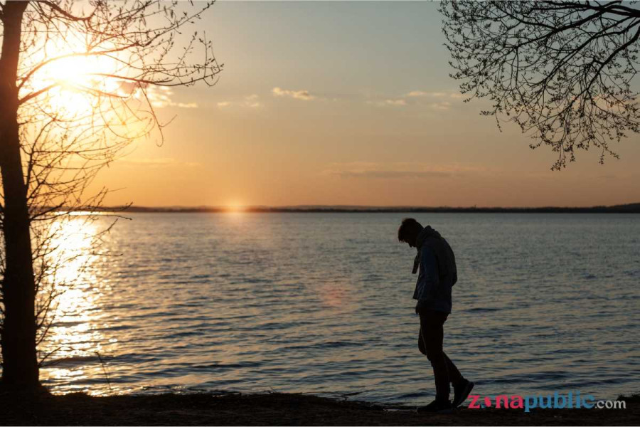 Kata Kata Galau Singkat Tentang Cinta yang Bikin Baper dan Menyentuh Hati